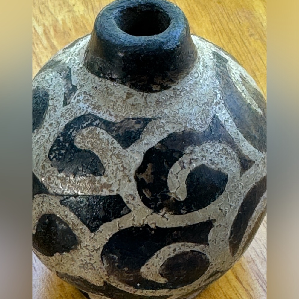 Unique Pottery Jar/Vase - Picture 2 of 12
